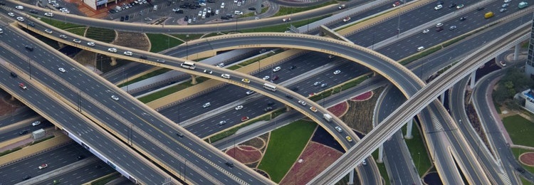 Политики Чехии обсудили как разгрузить дороги Праги