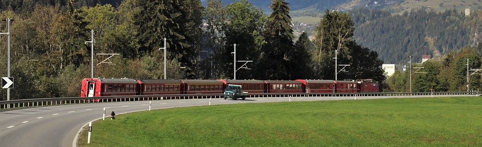 Поезд, Железнодорожный транспорт