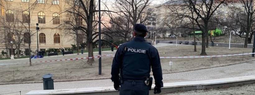 Улица, Фасад