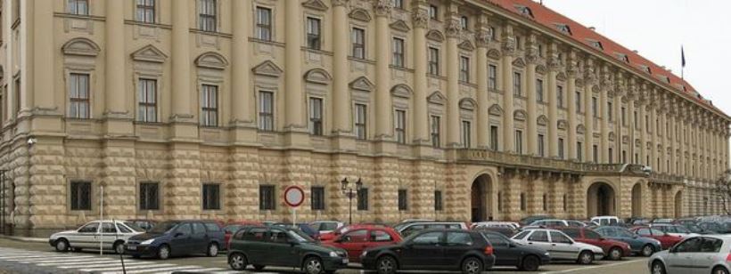 Иран, Цернинский дворец