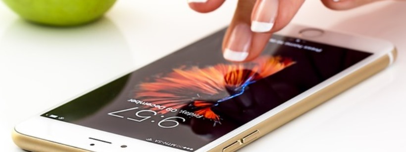 iPhone, Мобильное приложение