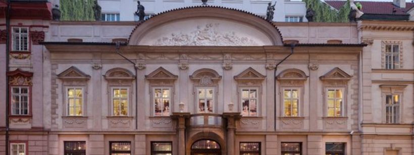 Дворец Свертс-Шпорцкув