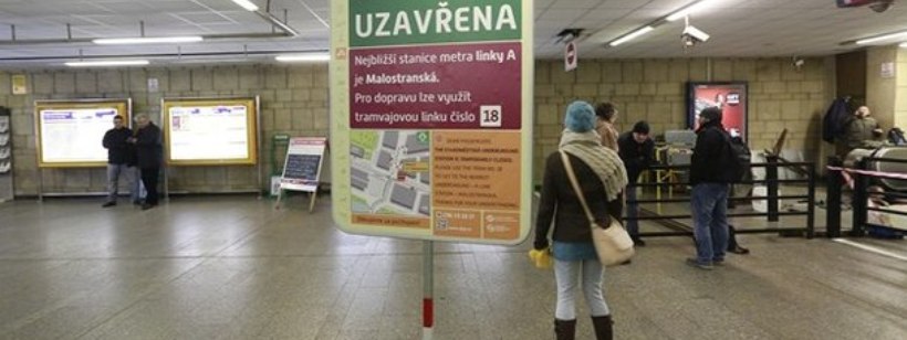 Староместская, Карлов мост