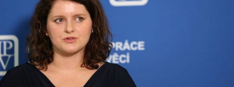 Яна Малакова