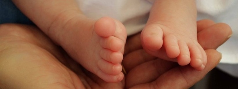 Палец, Младенец