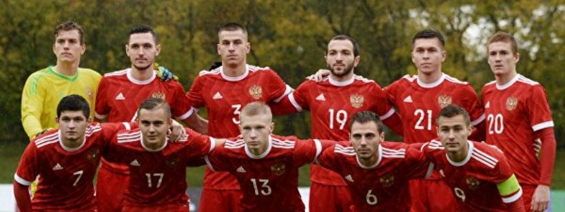 Хаддл, Футболист