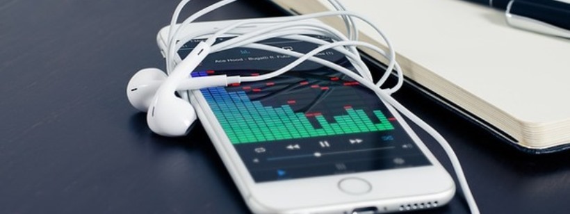 Чешское правительство всерьез займется ценами на мобильные тарифы